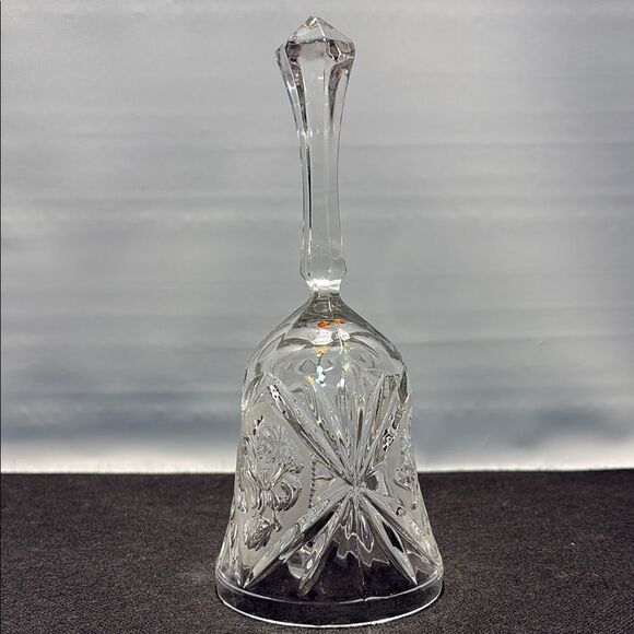 Elegant Crystal Bell - Picture 6 of 6